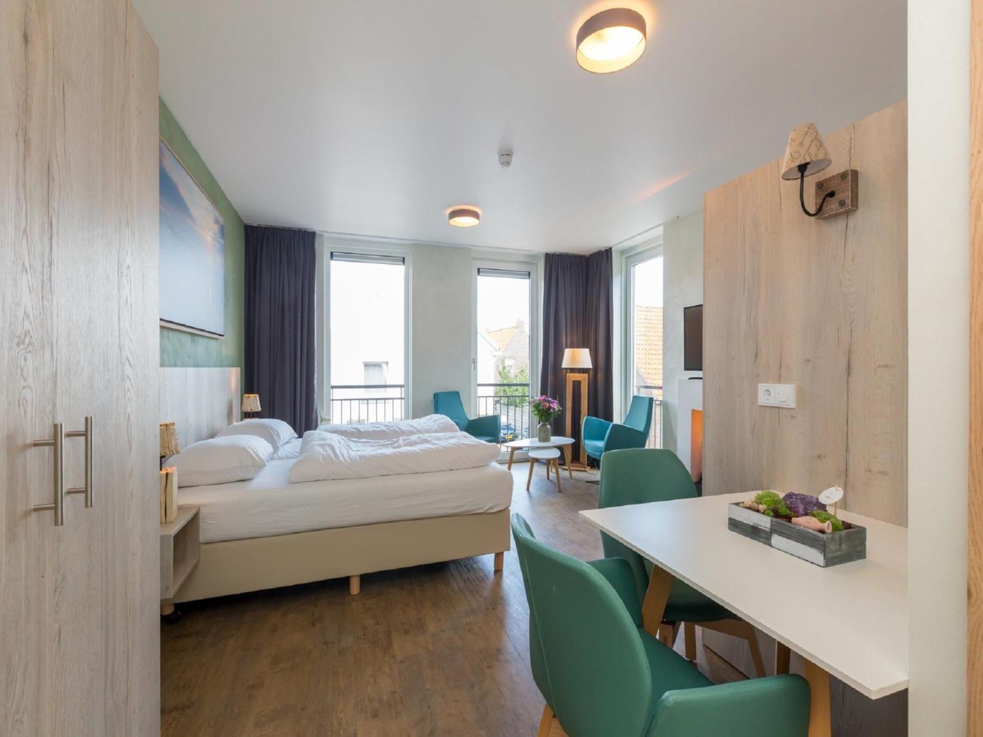 Luxurious Studio For 2 People A 1 Minute Walk From The Beach Of Zoutelande Exterior foto